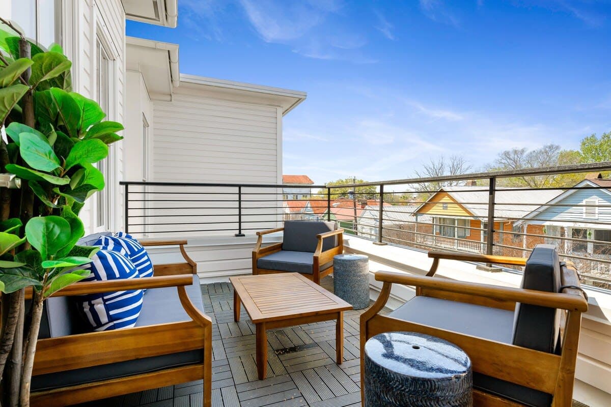 The King | Luxury Home w/ Rooftop Patio
